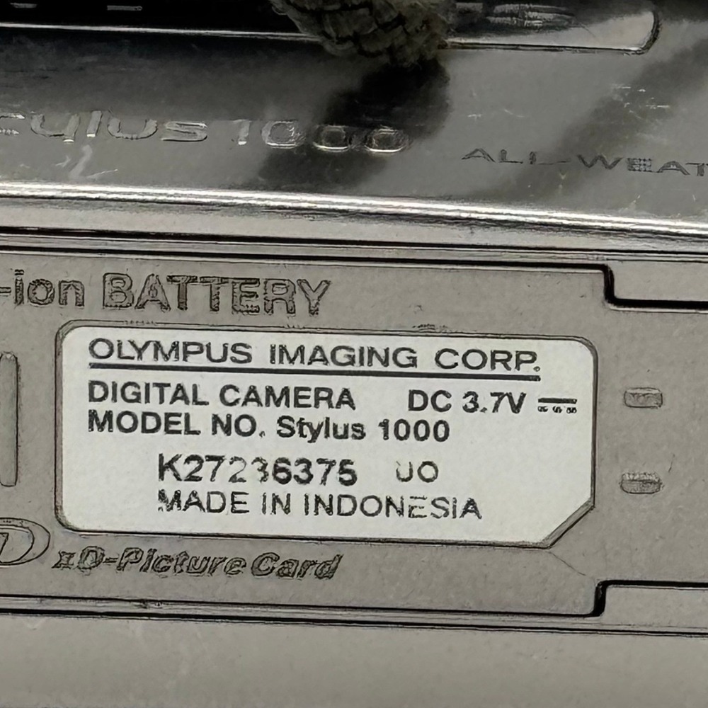 Olympus Stylus 1000 Digital Camera 10.0MP 3x Optical Zoom Silver All-Weather - Picture 8 of 11